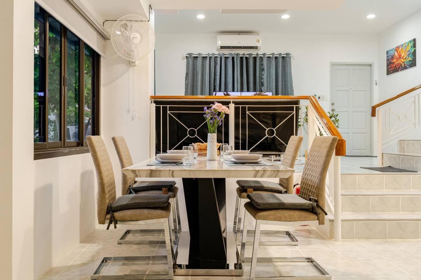 Pousada 2 Bed Townhouse, Location, *